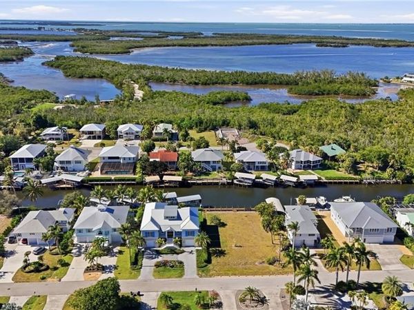 16368 Estuary CT, BOKEELIA, FL 33922