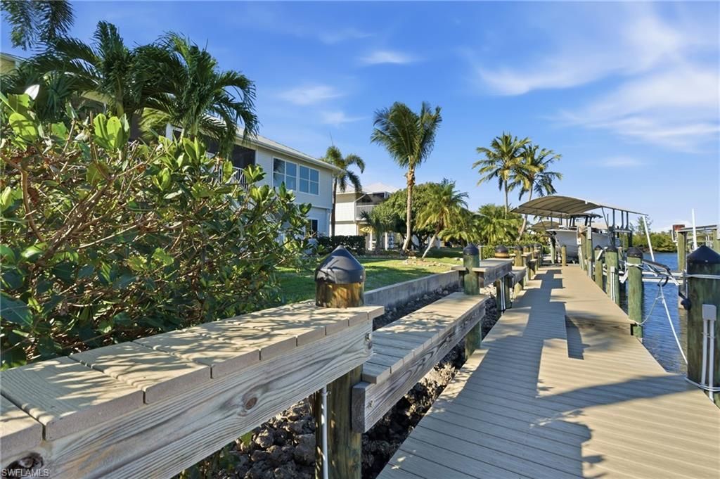 16368 Estuary Ct, Bokeelia, FL 33922 Photo