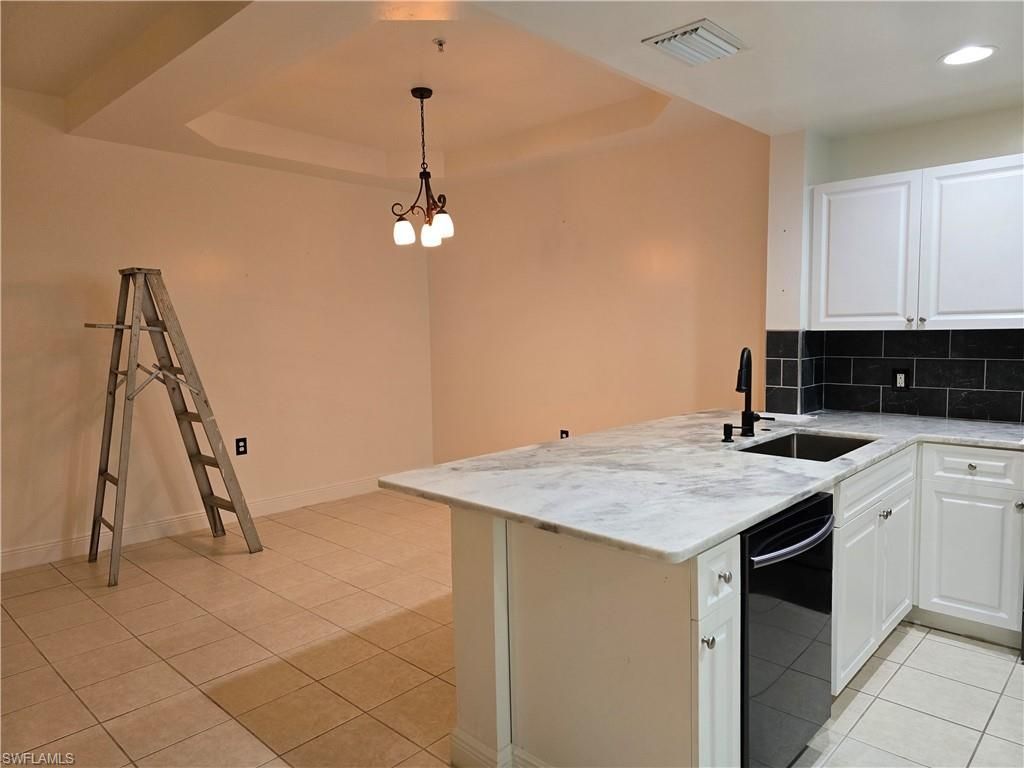 3952 Pomodoro Cir, Unit 102, Cape Coral, FL 33909 Photo