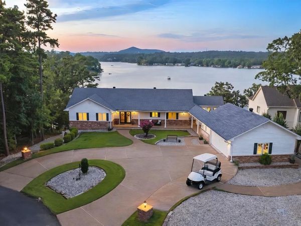 1 Hartura Point, Hot Springs Village, AR 71909