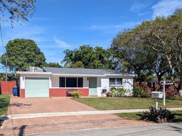 9401 SW 53rd Street, Cooper City, FL 33328