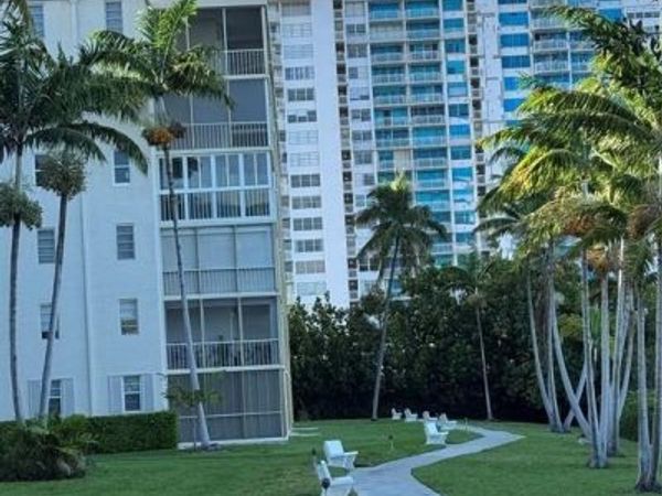 2859 Leonard Drive, Unit G414, Aventura, FL 33160