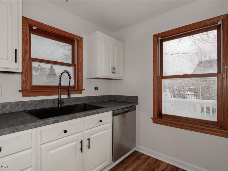 336 Waverly Road, Eastlake, OH 44095 Photo 12