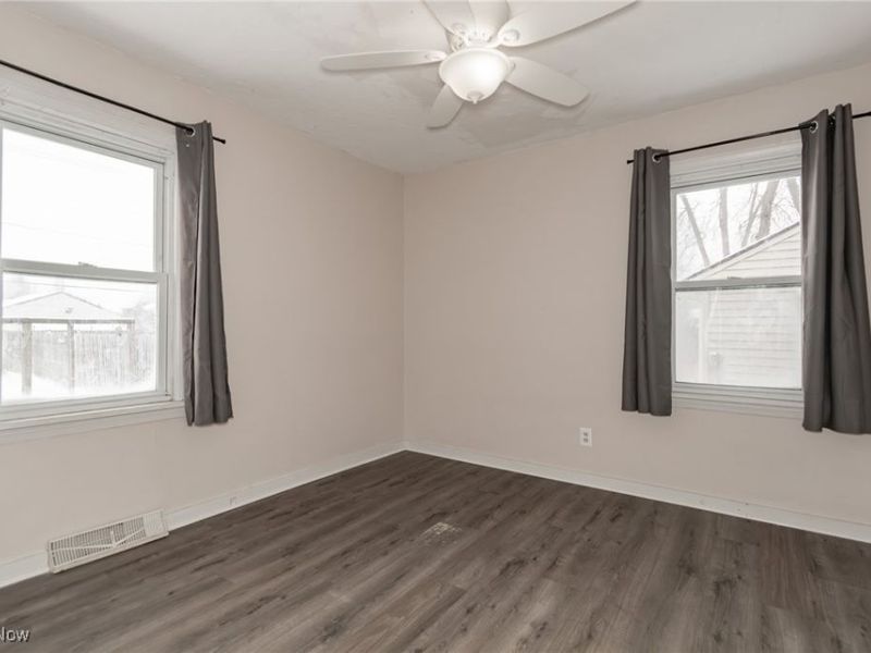 336 Waverly Road, Eastlake, OH 44095 Photo 19