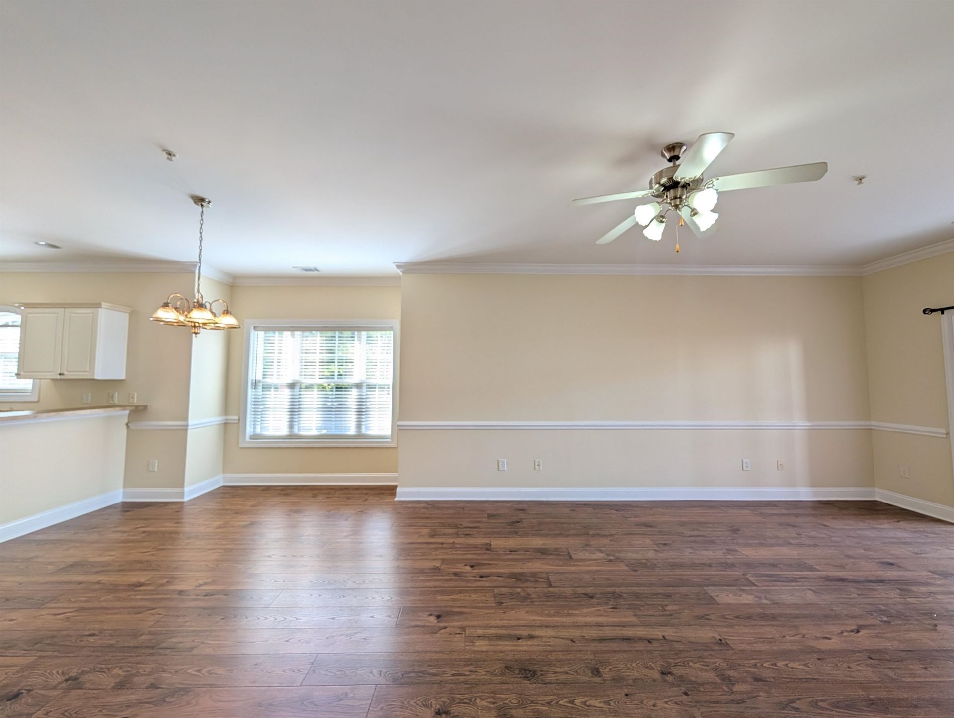 4803 Bovardia Pl. Photo 11