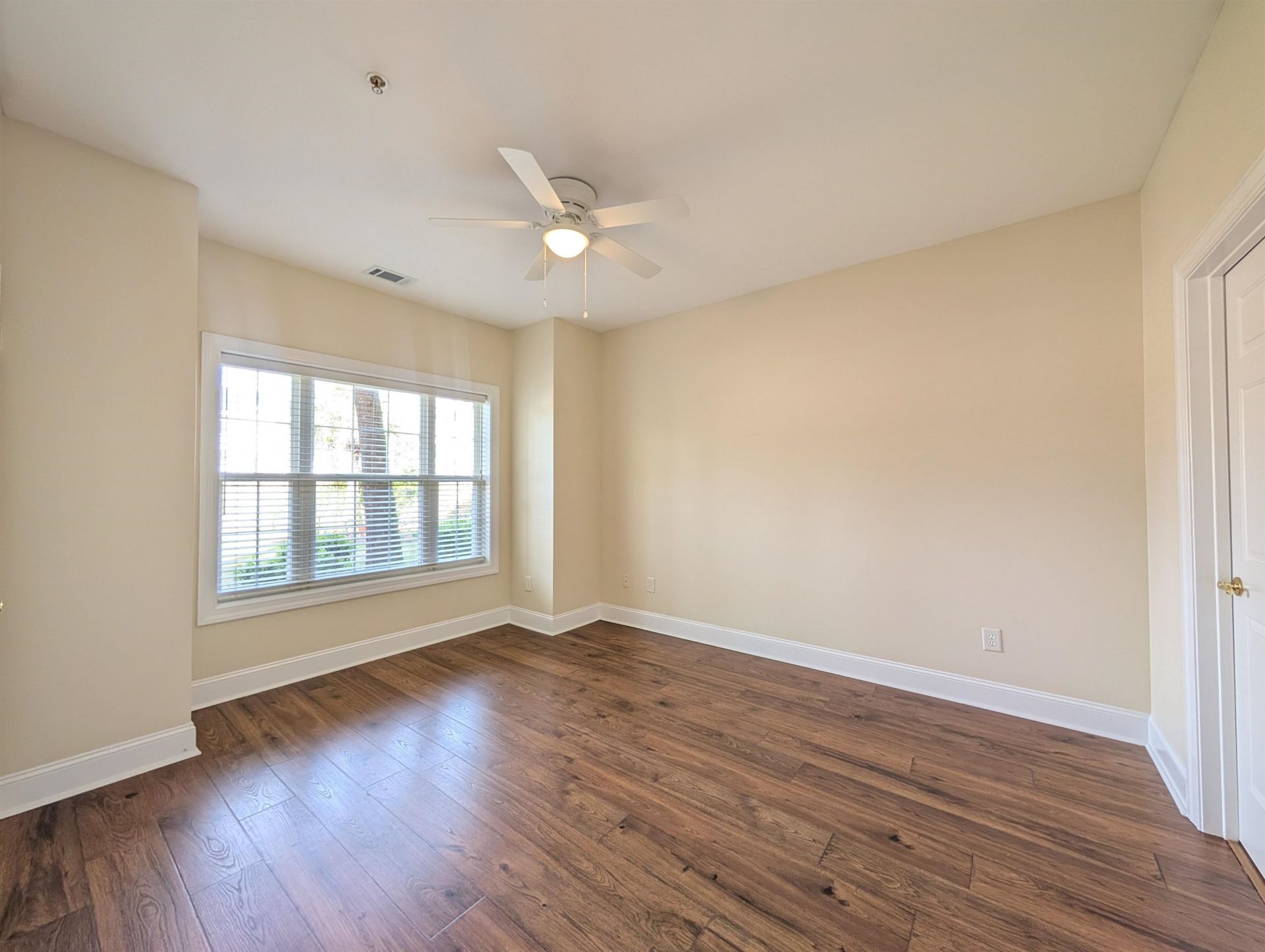 4803 Bovardia Pl. Photo 13