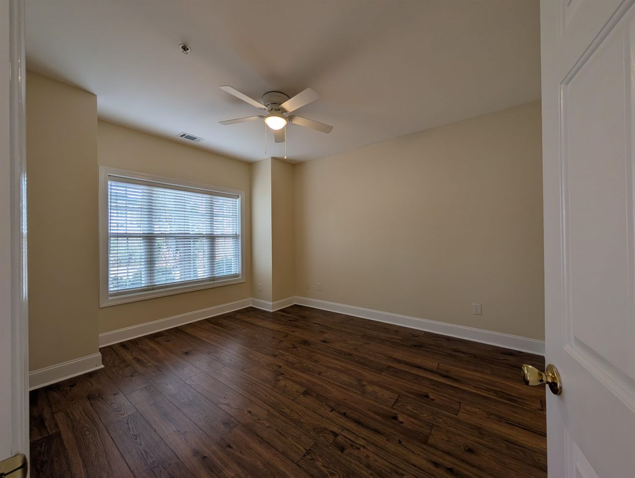 4803 Bovardia Pl. Photo 14