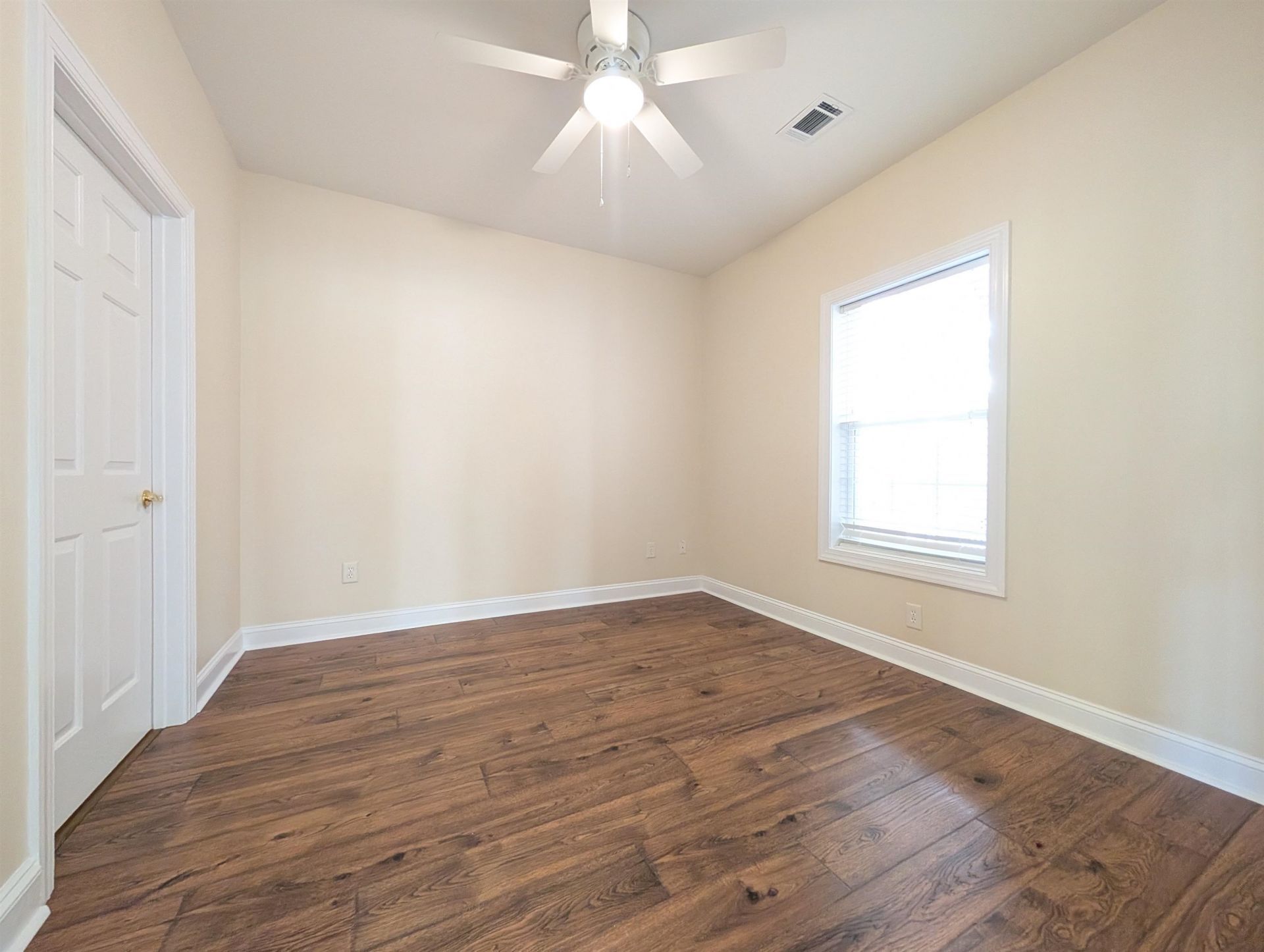 4803 Bovardia Pl. Photo 18