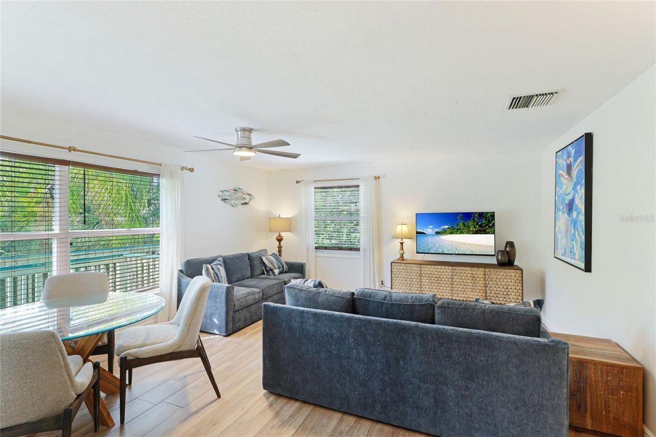 6905 Point Of Rocks Road, Sarasota, FL 34242 Photo