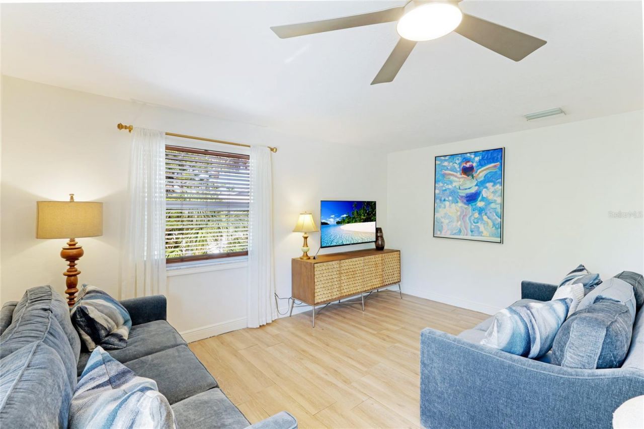 6905 Point Of Rocks Road, Sarasota, FL 34242 Photo