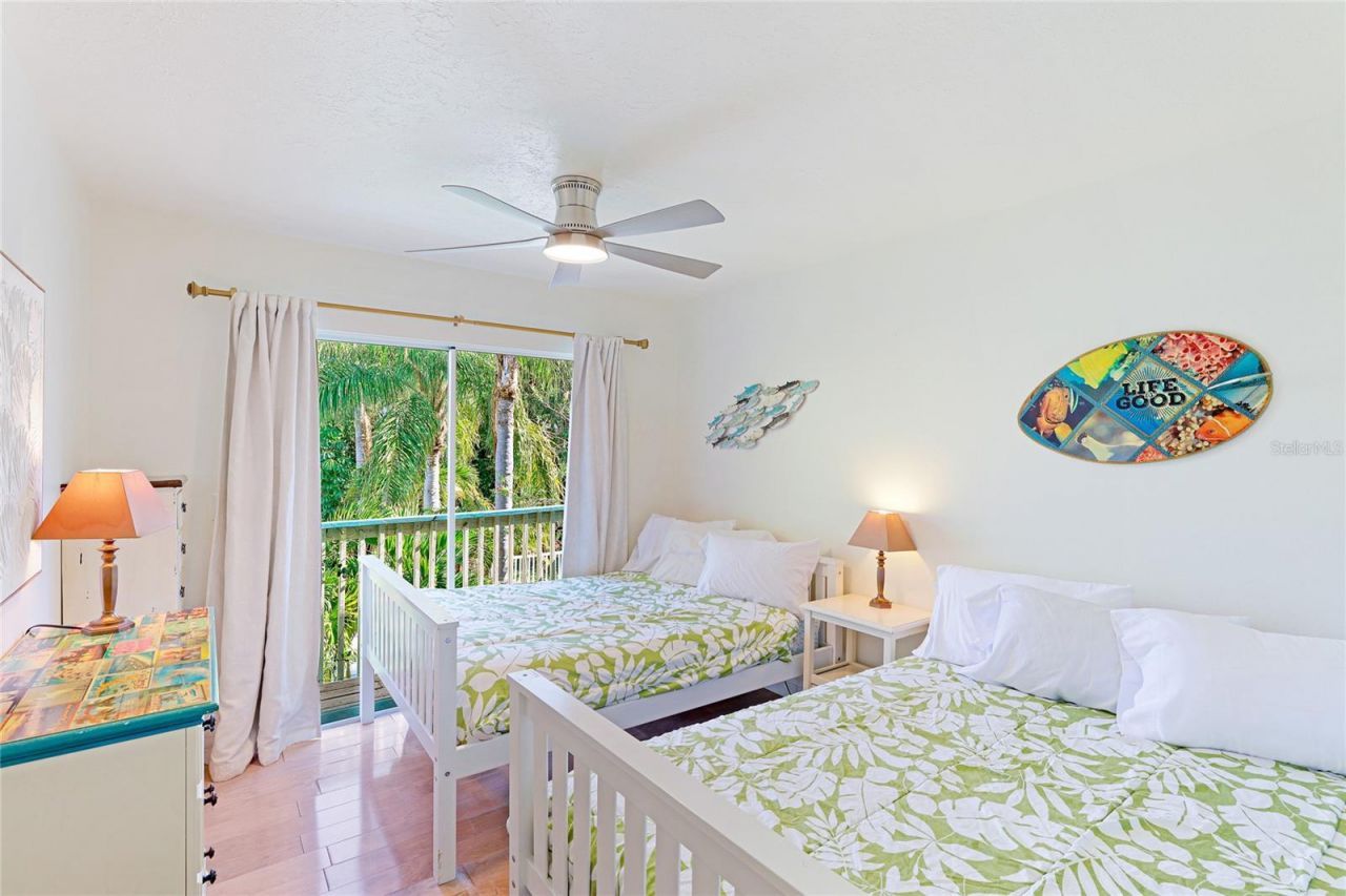 6905 Point Of Rocks Road, Sarasota, FL 34242 Photo