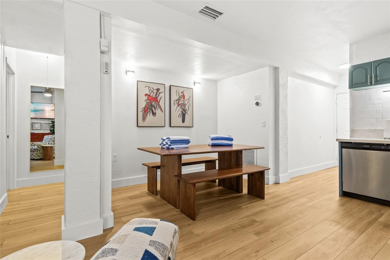 6905 Point Of Rocks Road, Sarasota, FL 34242 Photo