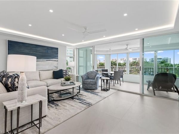 21 Bluebill AVE, Unit B-302, NAPLES, FL 34108