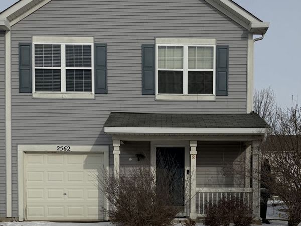 2562 Cesario Drive, Unit 2562, Hampshire, IL 60140
