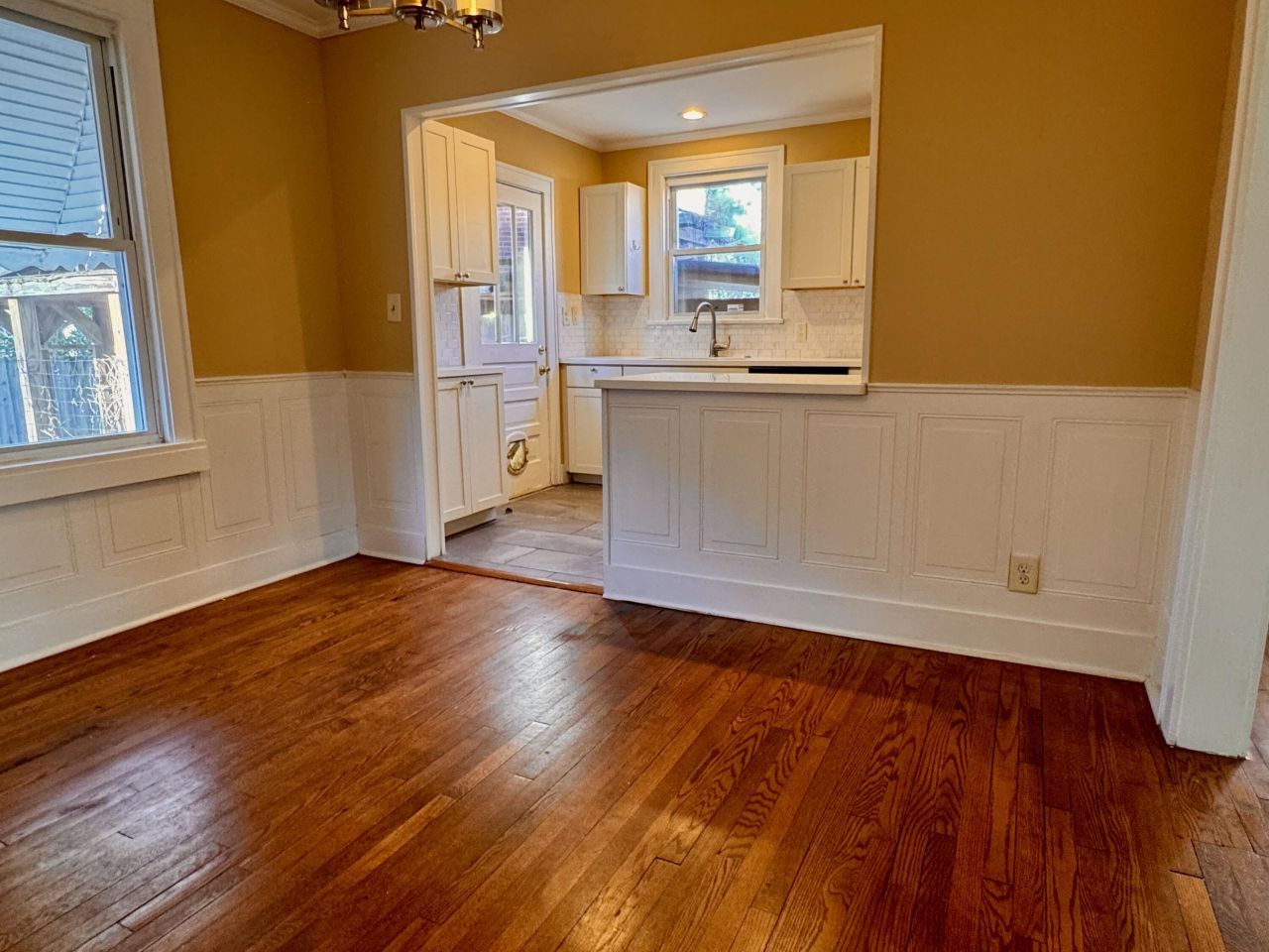 2652 Hull Street Photo 6