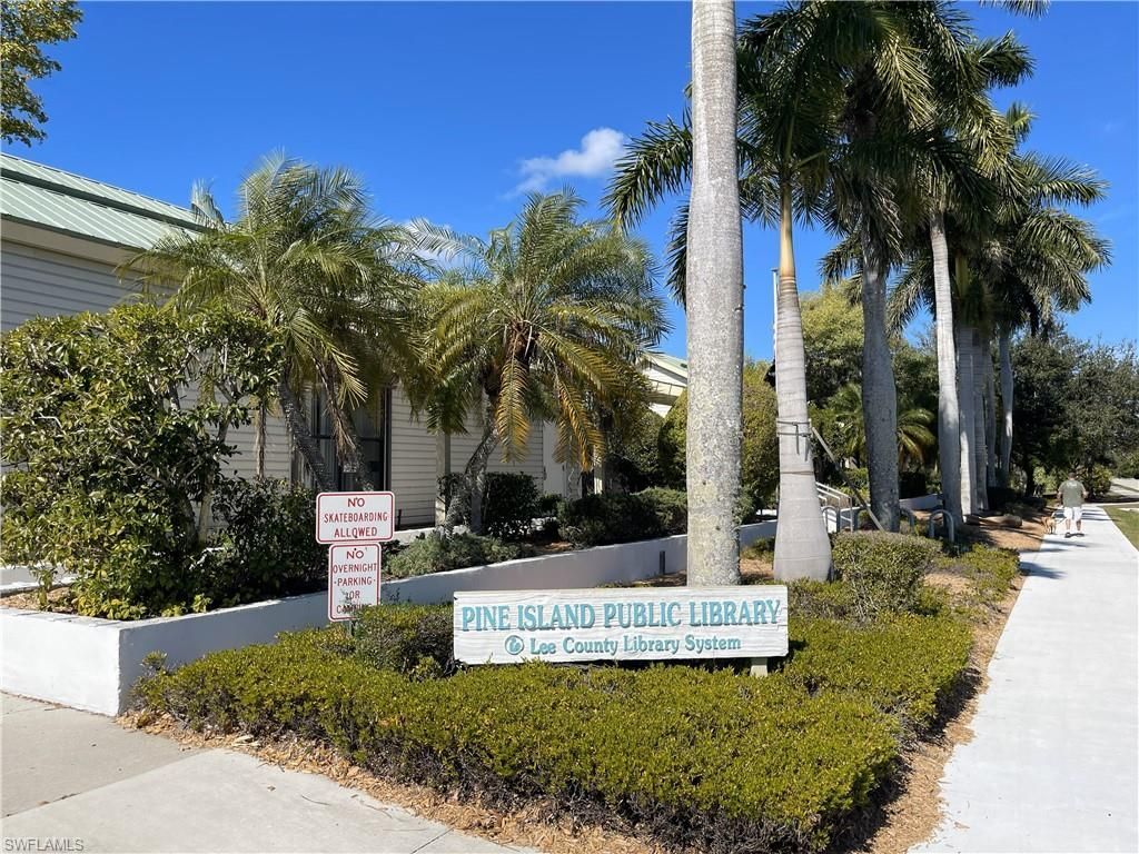 5520 Rainbow Dr, Bokeelia, FL 33922 Photo