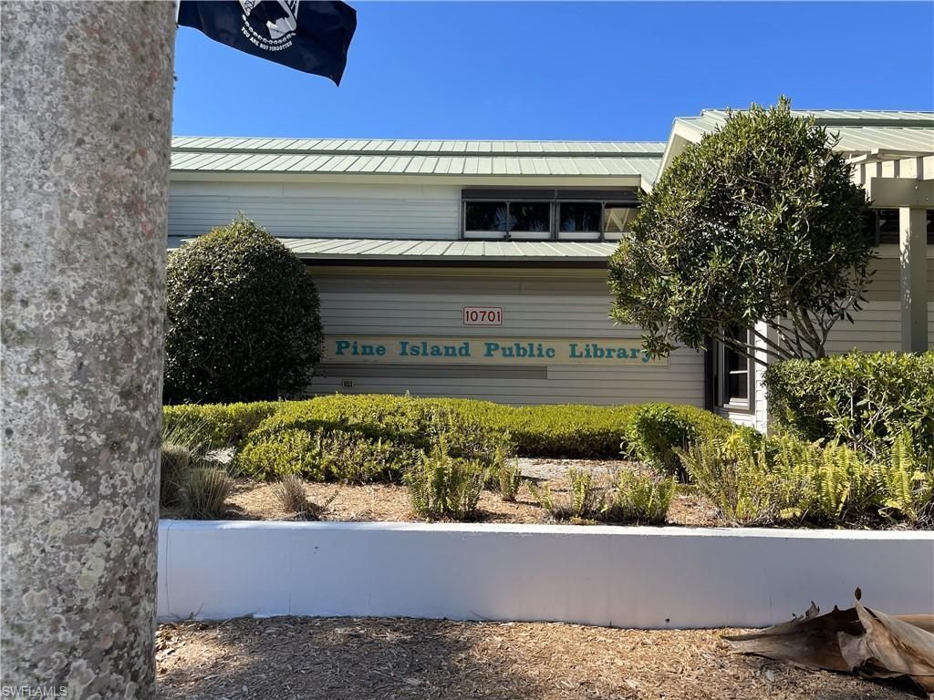 5520 Rainbow Dr, Bokeelia, FL 33922 Photo