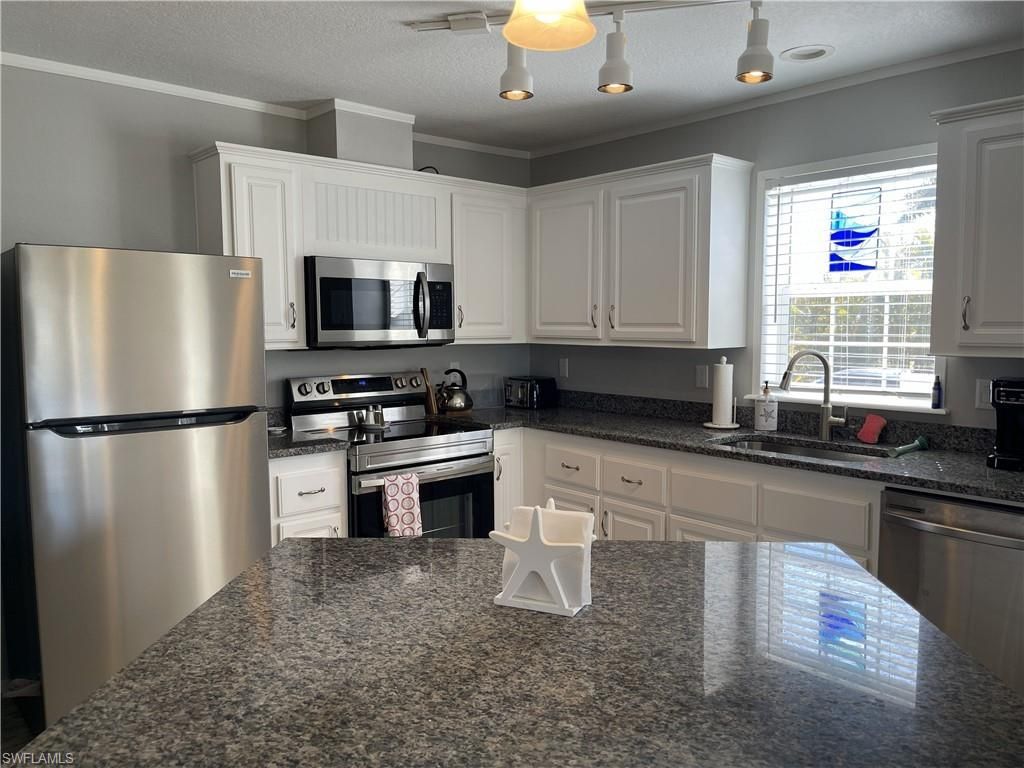 5520 Rainbow Dr, Bokeelia, FL 33922 Photo