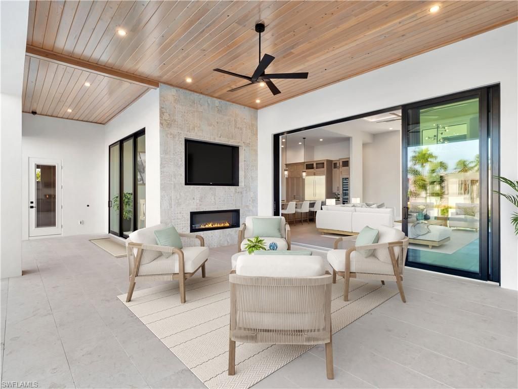 111 Montrose Dr, Fort Myers, FL 33919 Photo