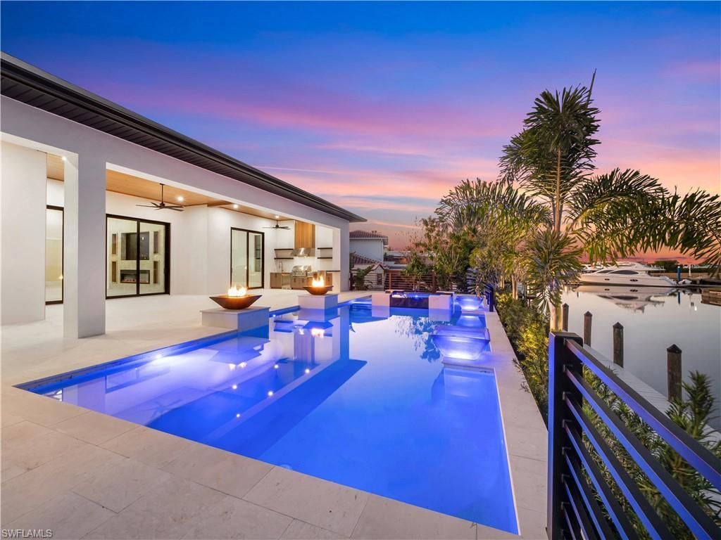 111 Montrose Dr, Fort Myers, FL 33919 Photo