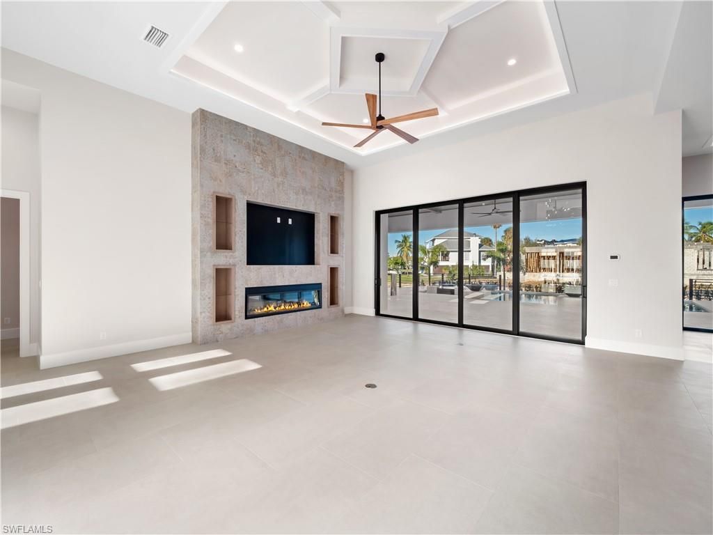 111 Montrose Dr, Fort Myers, FL 33919 Photo