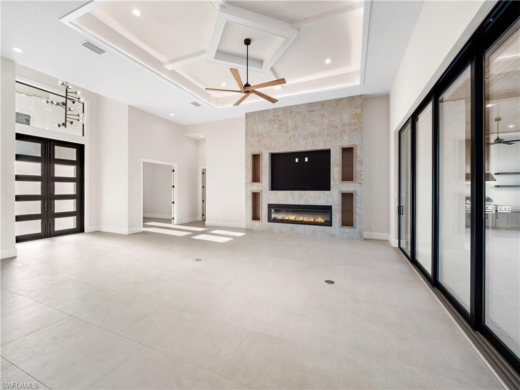 111 Montrose Dr, Fort Myers, FL 33919 Photo