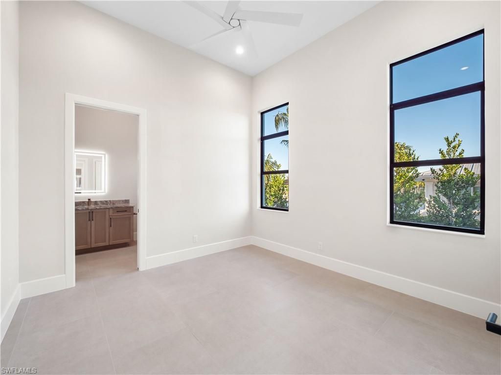 111 Montrose Dr, Fort Myers, FL 33919 Photo