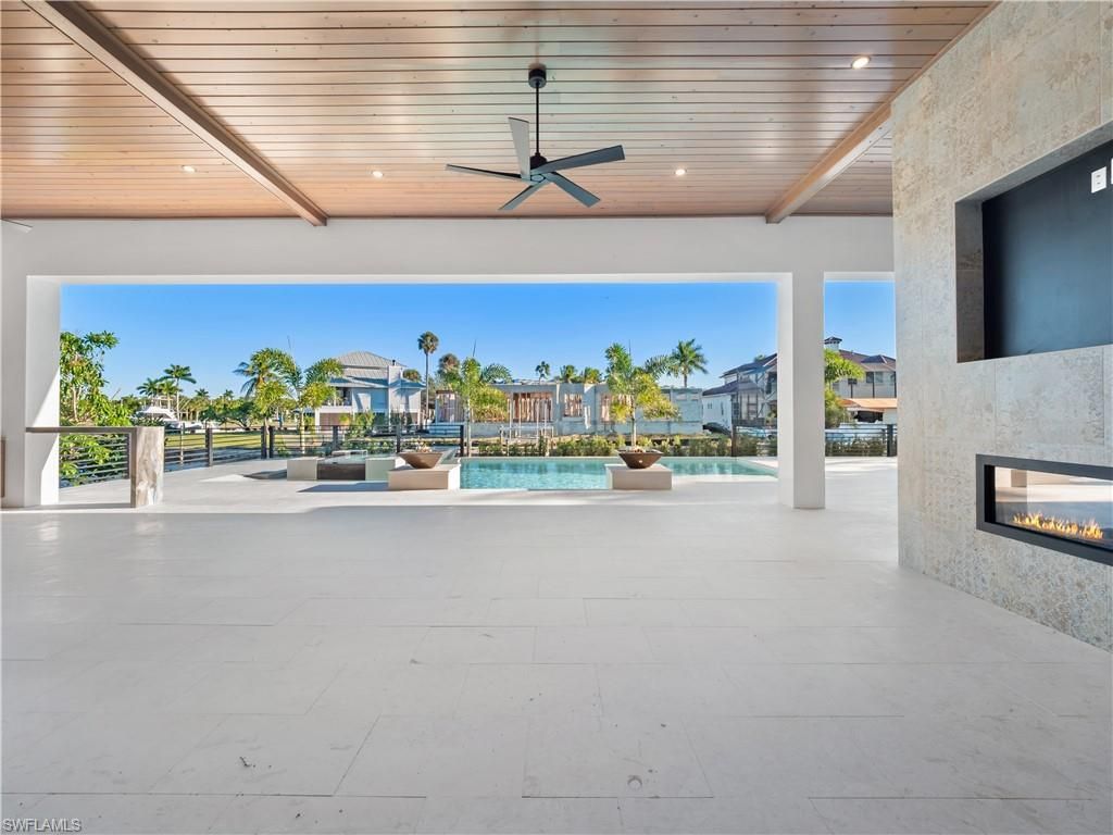 111 Montrose Dr, Fort Myers, FL 33919 Photo