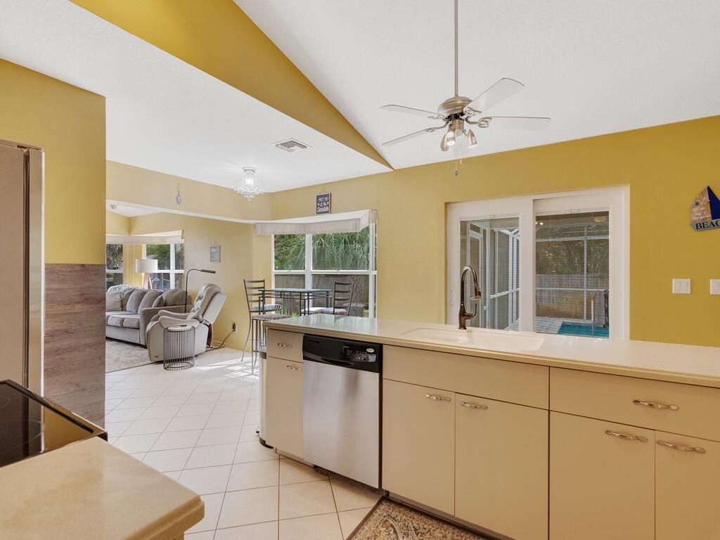 632 Benedictine Terrace, Sebastian, FL 32958 Photo