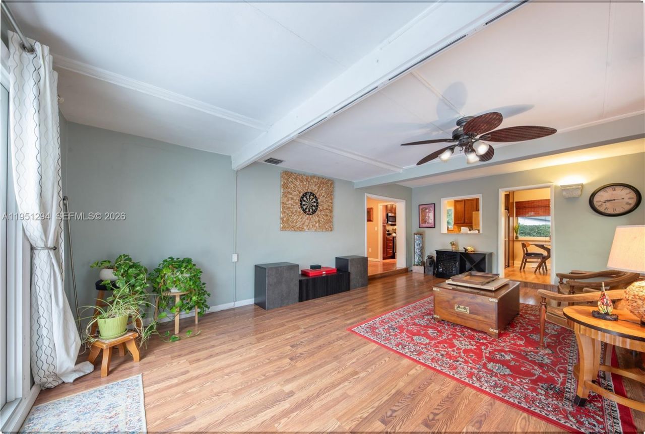 6661 SW 6th St, Pembroke Pines, FL 33023 Photo