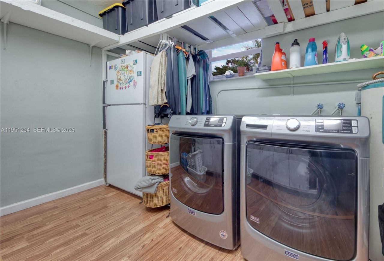 6661 SW 6th St, Pembroke Pines, FL 33023 Photo