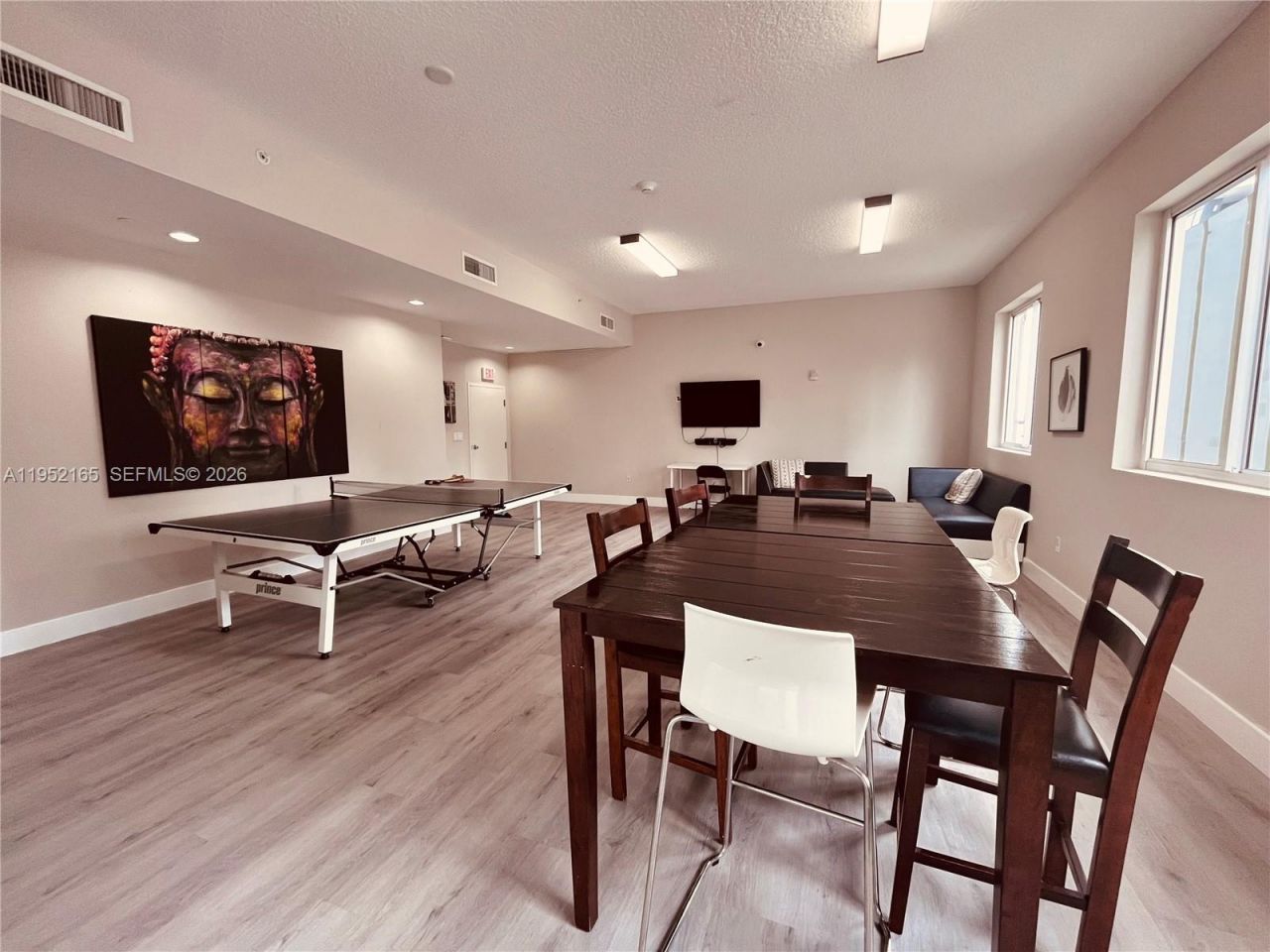 601 NE 23rd St, Unit TH4, Miami, FL 33137 Photo