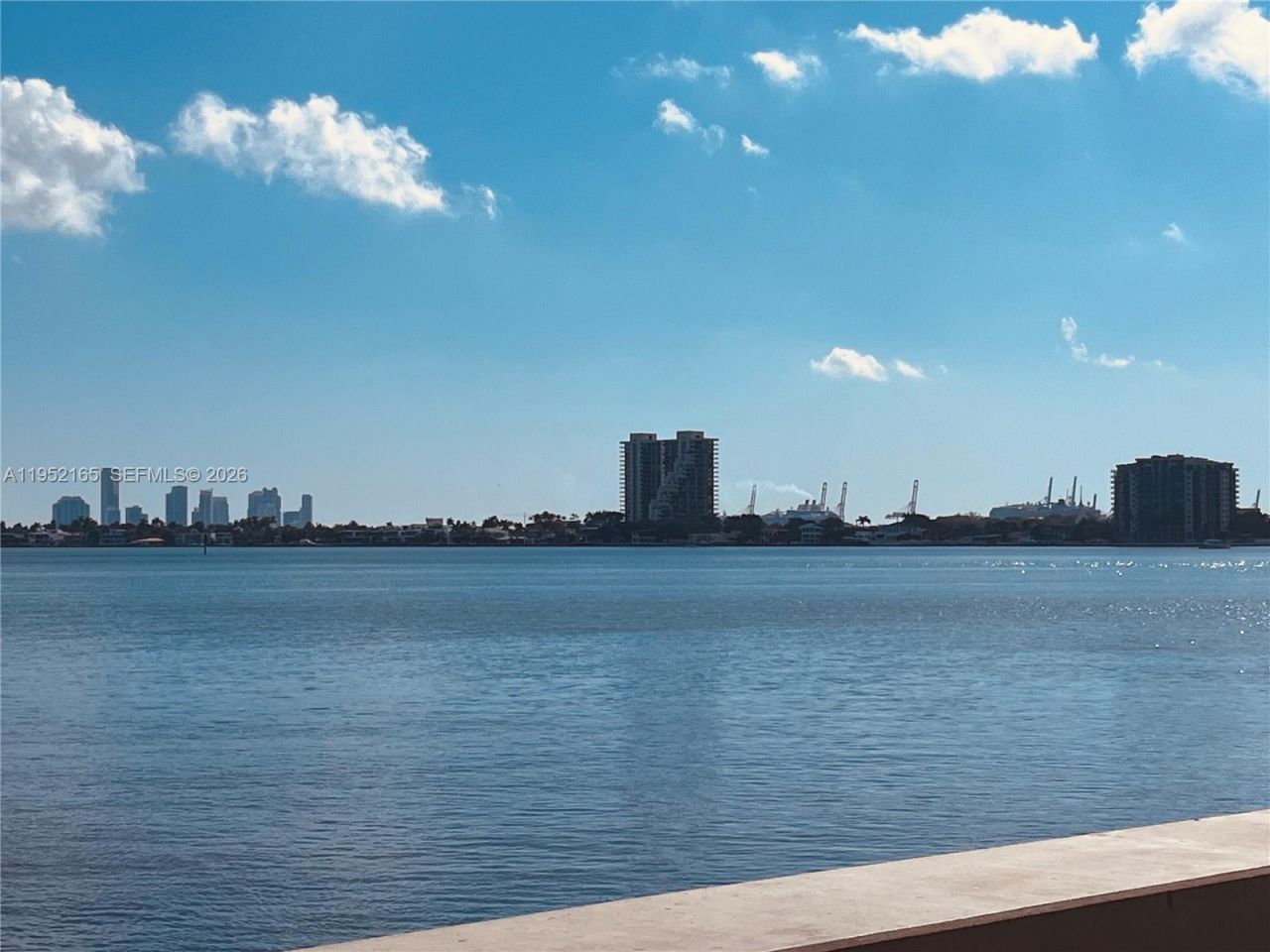 601 NE 23rd St, Unit TH4, Miami, FL 33137 Photo