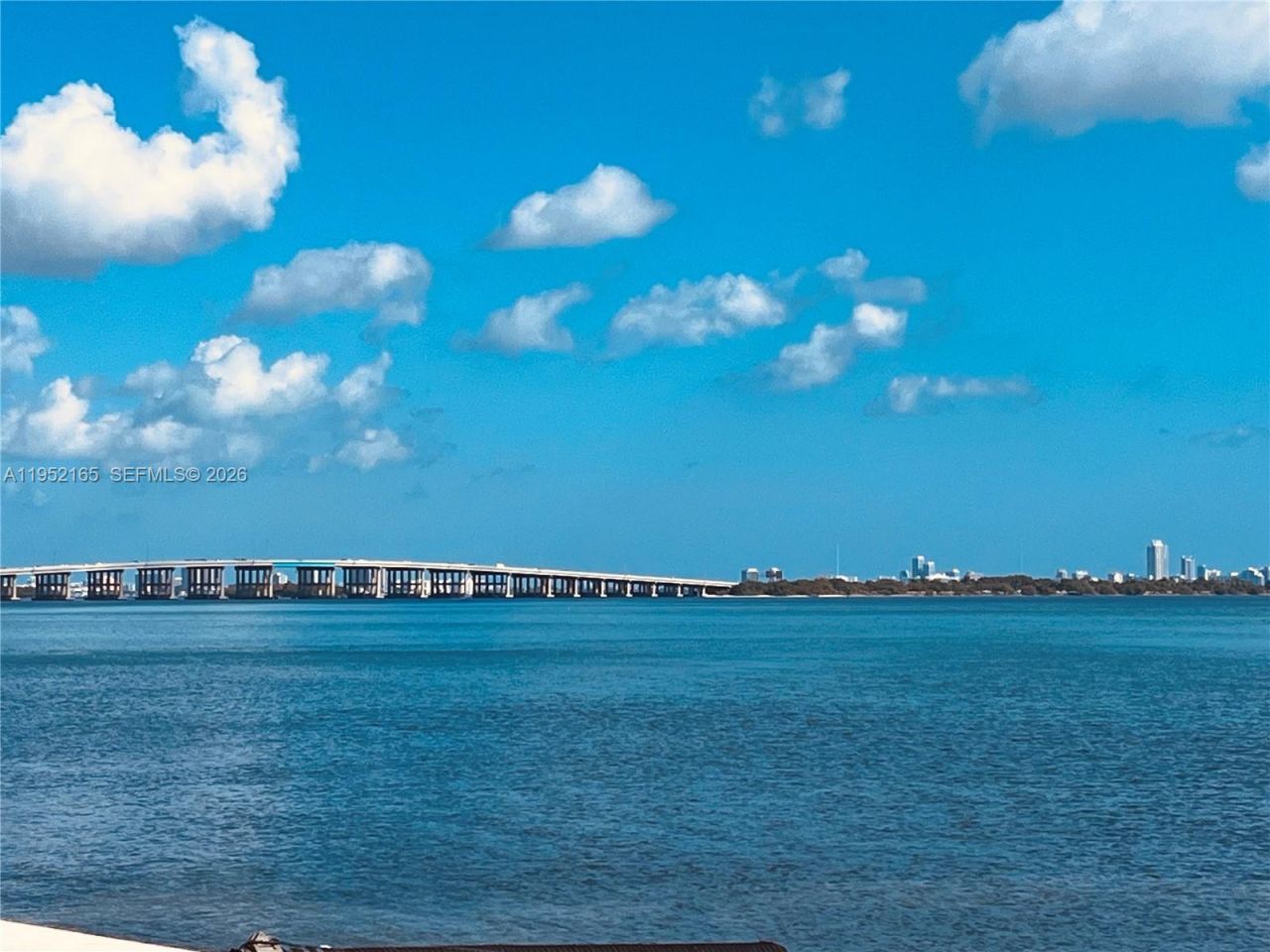 601 NE 23rd St, Unit TH4, Miami, FL 33137 Photo