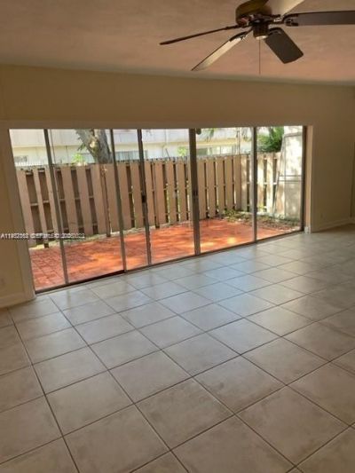 879 NW 81st Way, Unit 4, Plantation, FL 33324 Photo