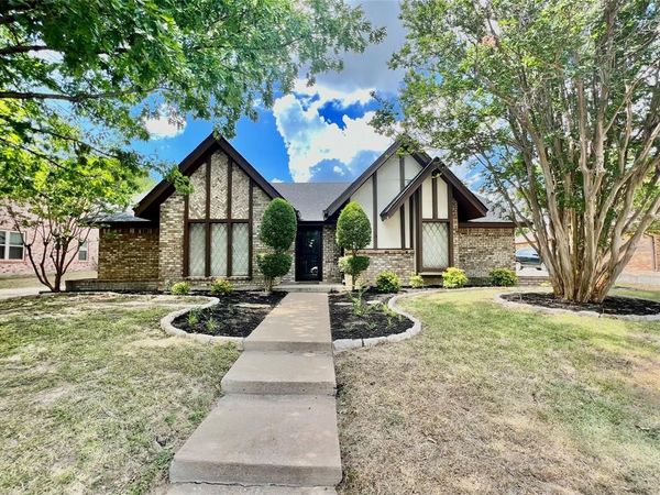 7812 Woodharbor Drive, Fort Worth, TX 76179