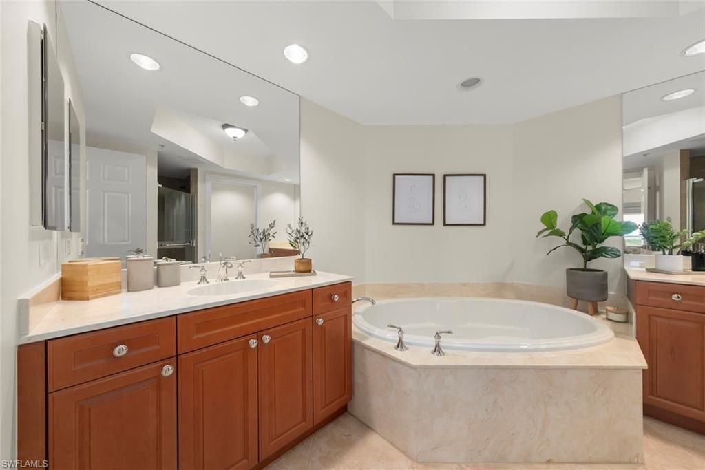 23540 Via Veneto Blvd, Unit 602, Bonita Springs, FL 34134 Photo