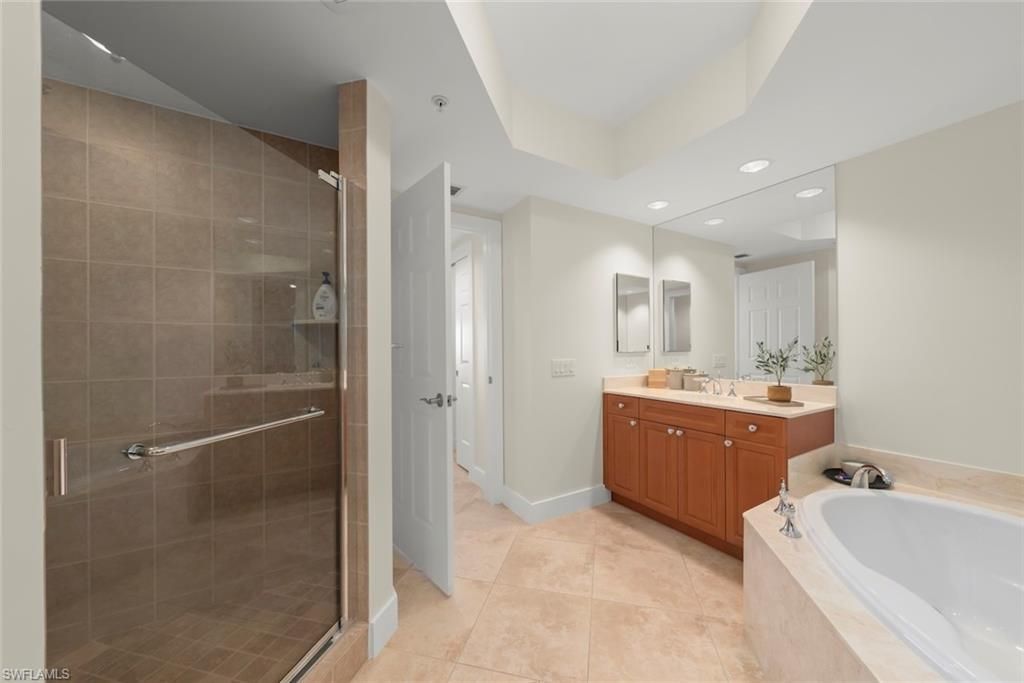 23540 Via Veneto Blvd, Unit 602, Bonita Springs, FL 34134 Photo