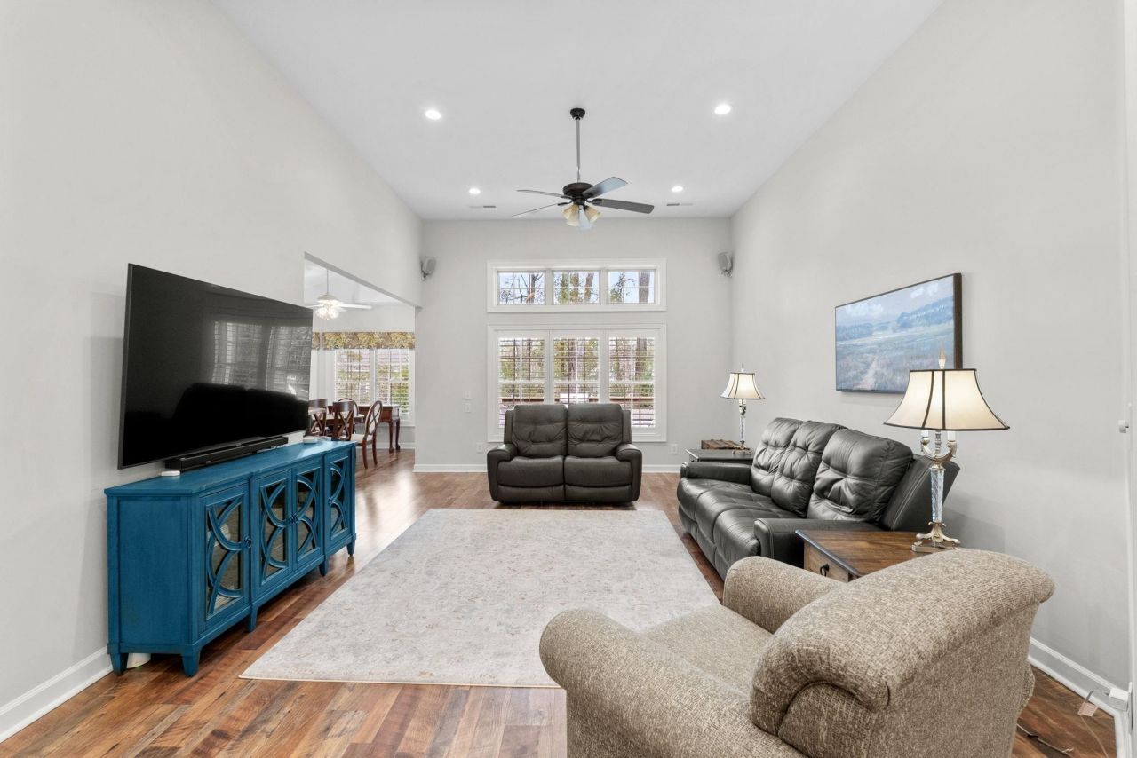 1301 Clipper Rd. Photo 3