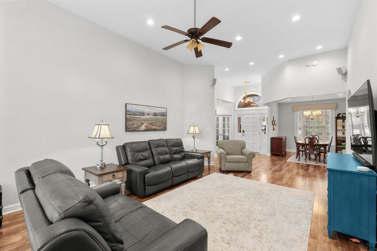 1301 Clipper Rd. Photo 4