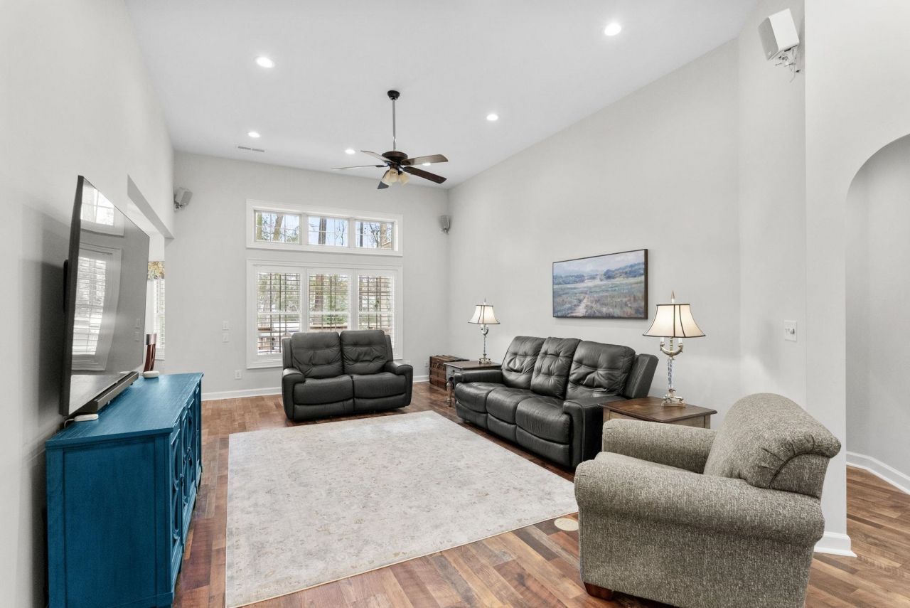 1301 Clipper Rd. Photo 6