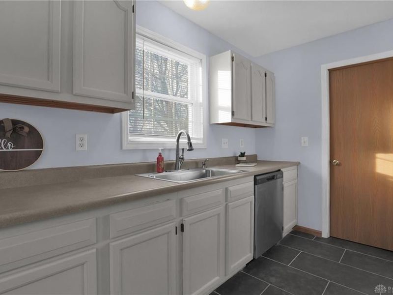 301 Seville Drive, Urbana, OH 43078 Photo 13