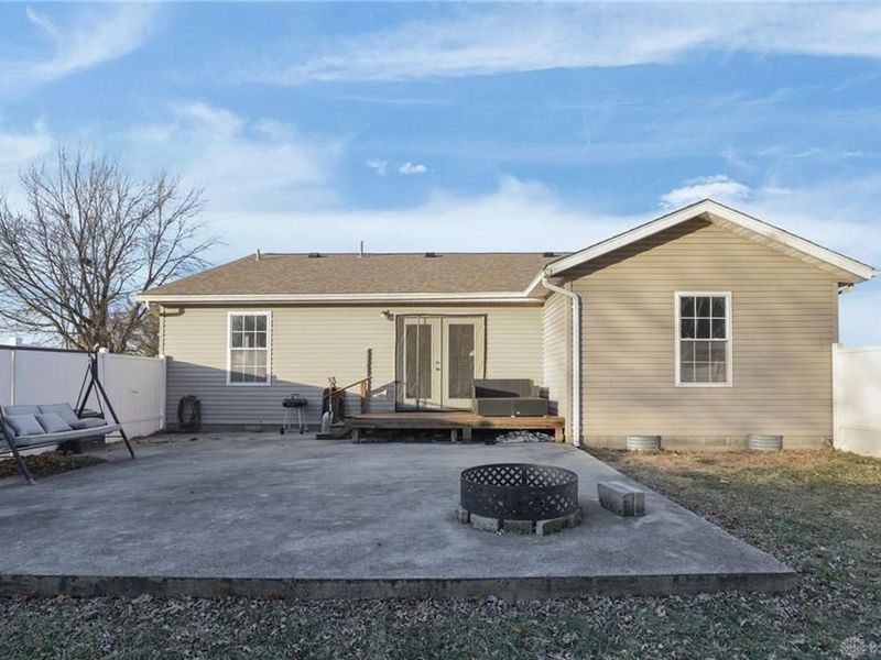 301 Seville Drive, Urbana, OH 43078 Photo 34