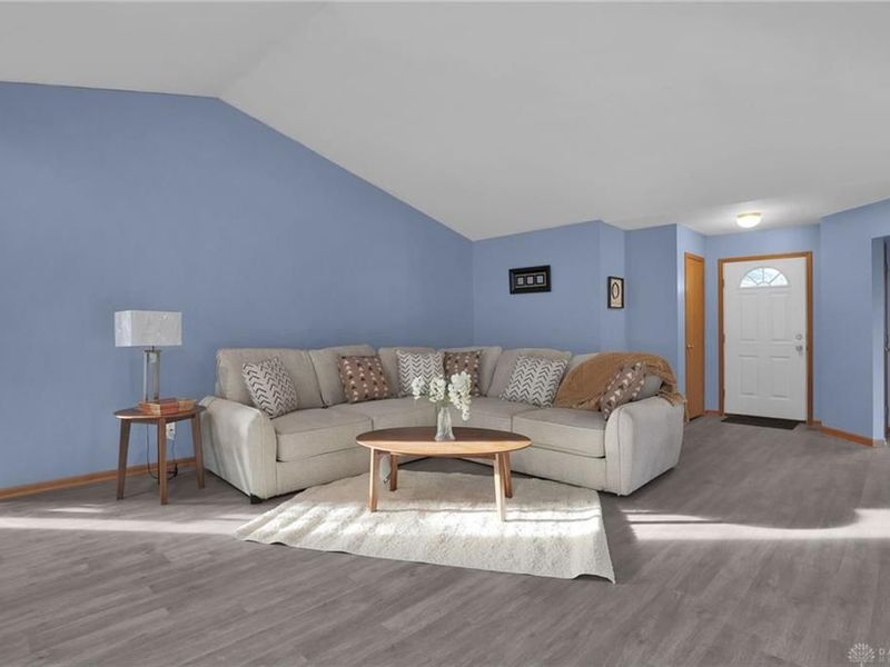 301 Seville Drive, Urbana, OH 43078 Photo 7