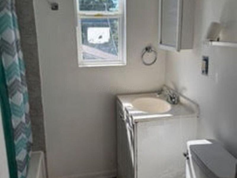 1129 E 23rd Avenue, Unit 1129 - 113, Columbus, OH 43211 Photo 5