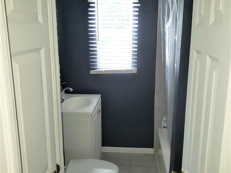 1129 E 23rd Avenue, Unit 1129 - 113, Columbus, OH 43211 Photo 9