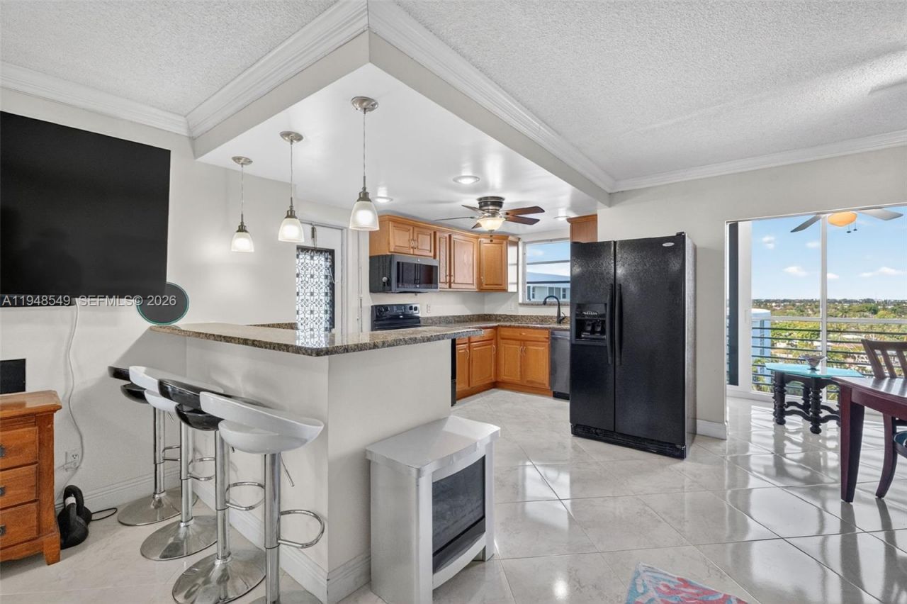 2731 NE 14th St Cswy , Unit 1019, Pompano Beach, FL 33062 Photo