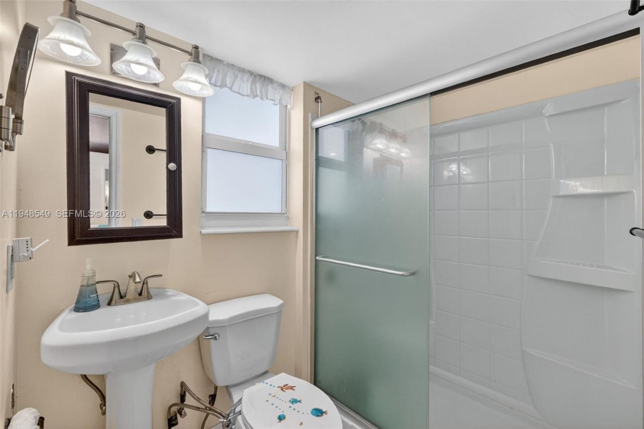 2731 NE 14th St Cswy , Unit 1019, Pompano Beach, FL 33062 Photo