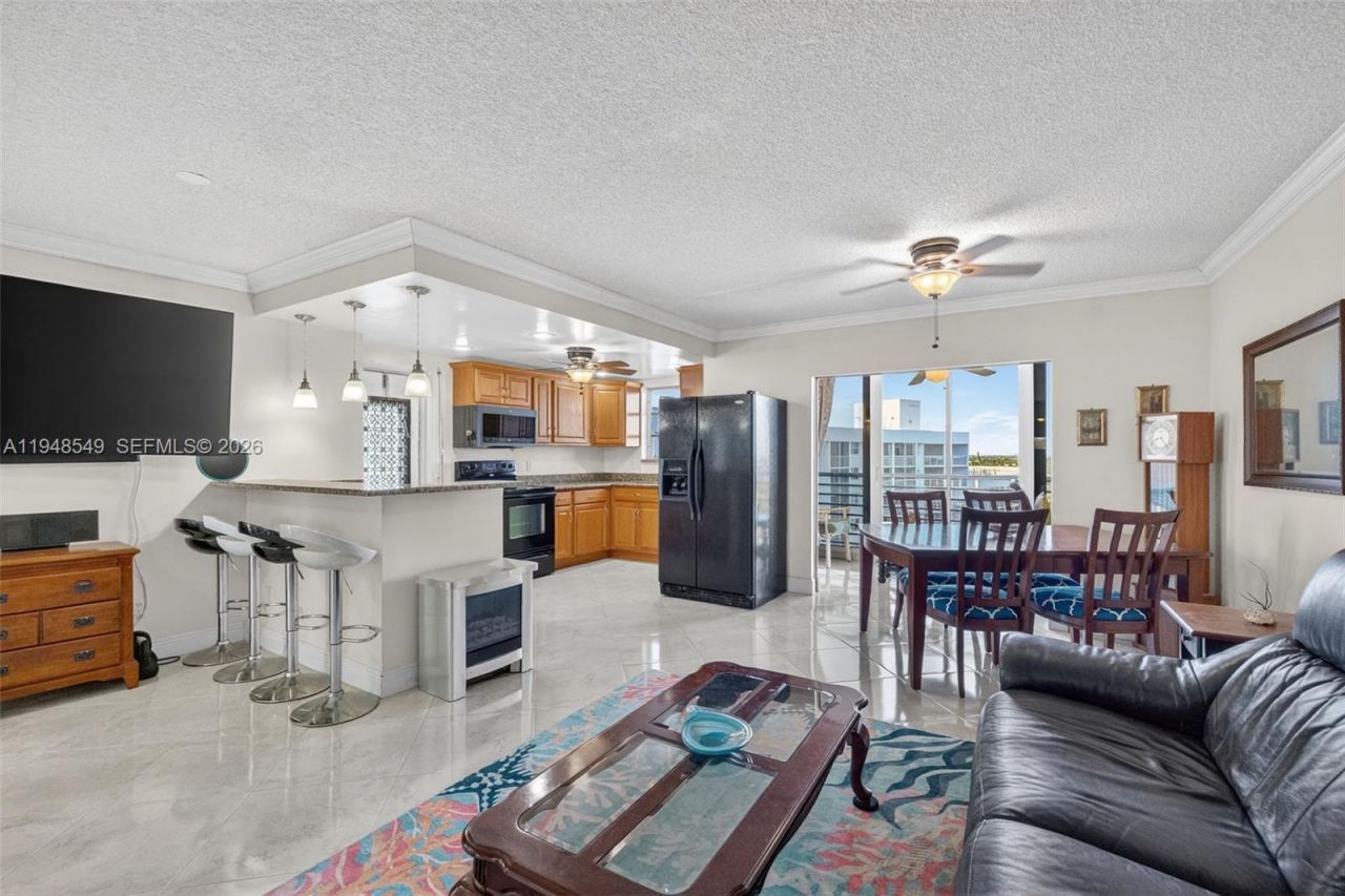 2731 NE 14th St Cswy , Unit 1019, Pompano Beach, FL 33062 Photo