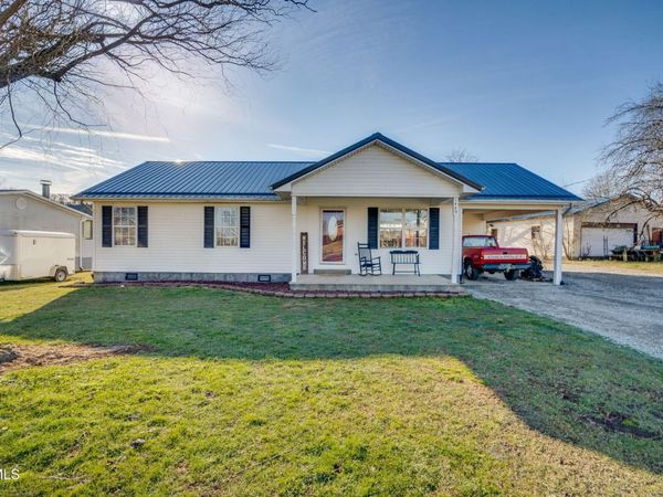 1449 Independence Avenue, Mount Carmel, TN 37645